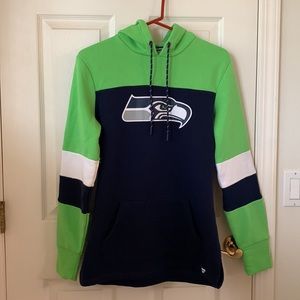 Seattle Seahawks Hooded Pullover - size small, like new. Perfect for game day.